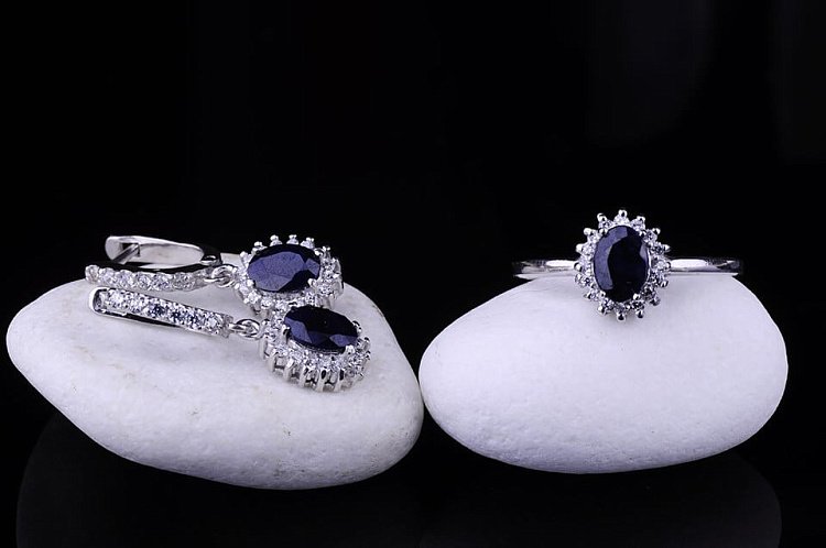 Женские серьги (сапфир,фианиты) 121339 от ювелирного магазина Оникс - 2