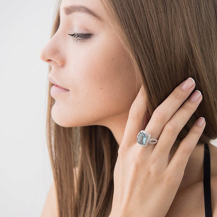 Кольцо с синего фианитами к20 от ювелирного магазина Оникс - 4