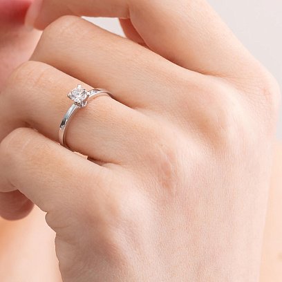 Помолвочное золотое кольцо с бриллиантом 219751121 №3