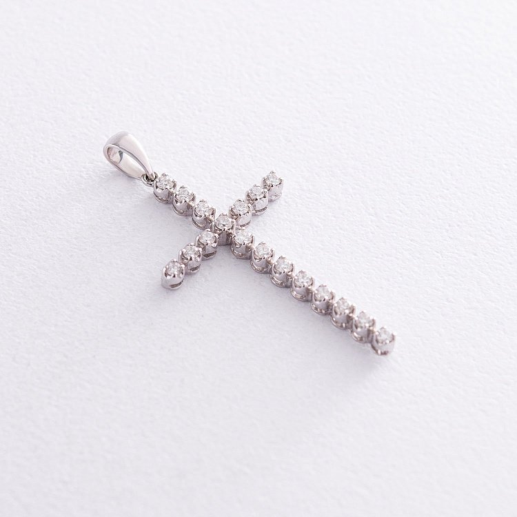 Золотой крест с бриллиантами п286 от ювелирного магазина Оникс