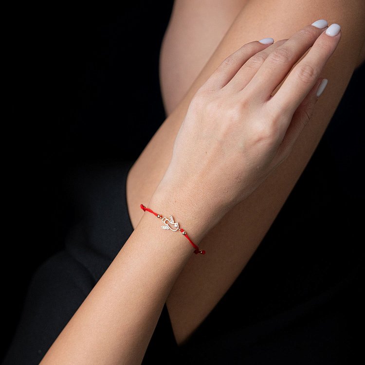 Браслет с красной нитью "Ангел" б04202 - 1 Браслет с красной нитью "Ангел" б04202 от ювелирного магазина Оникс - 1