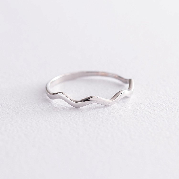 Кольцо "Волна" в белом золоте к06730 от ювелирного магазина Оникс