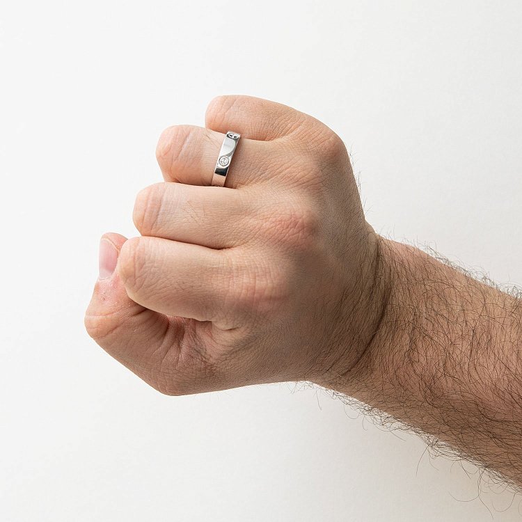 Срібна каблучка "Love" (фіаніти) К1004р від ювелірного магазину Онікс - 1