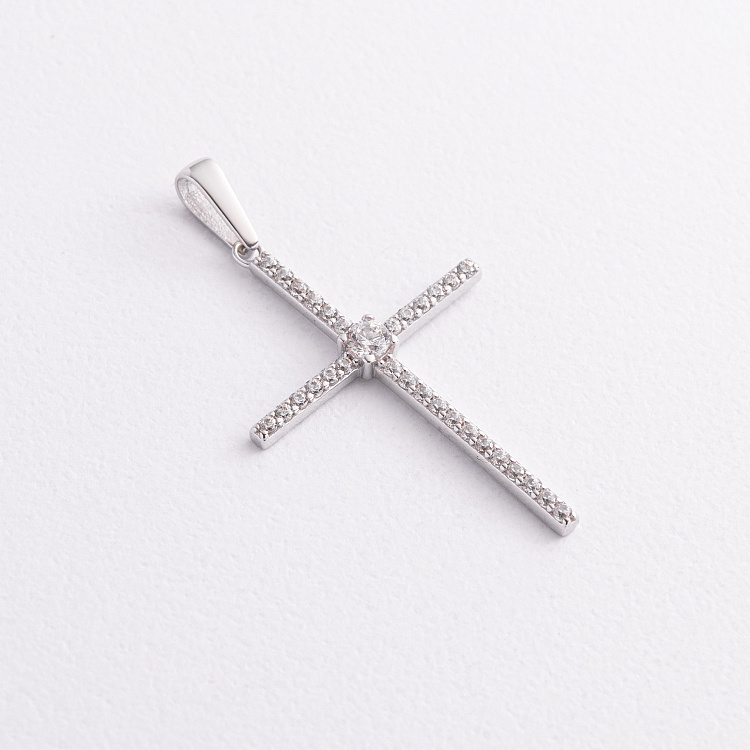 Хрестик у білому золоті (фіаніти) п04057 від ювелірного магазину Онікс
