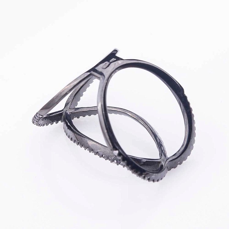 Серебряное кольцо с фианитами 111870 от ювелирного магазина Оникс - 1