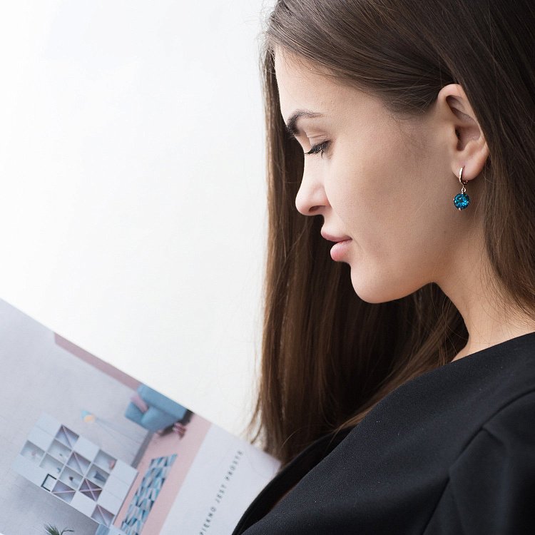 Золоті сережки "Захоплення" (синт. топаз "Лондон блакитний") с05301 від ювелірного магазину Онікс - 6