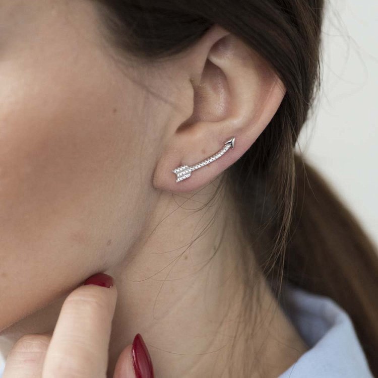 Серебряные серьги 122118 от ювелирного магазина Оникс