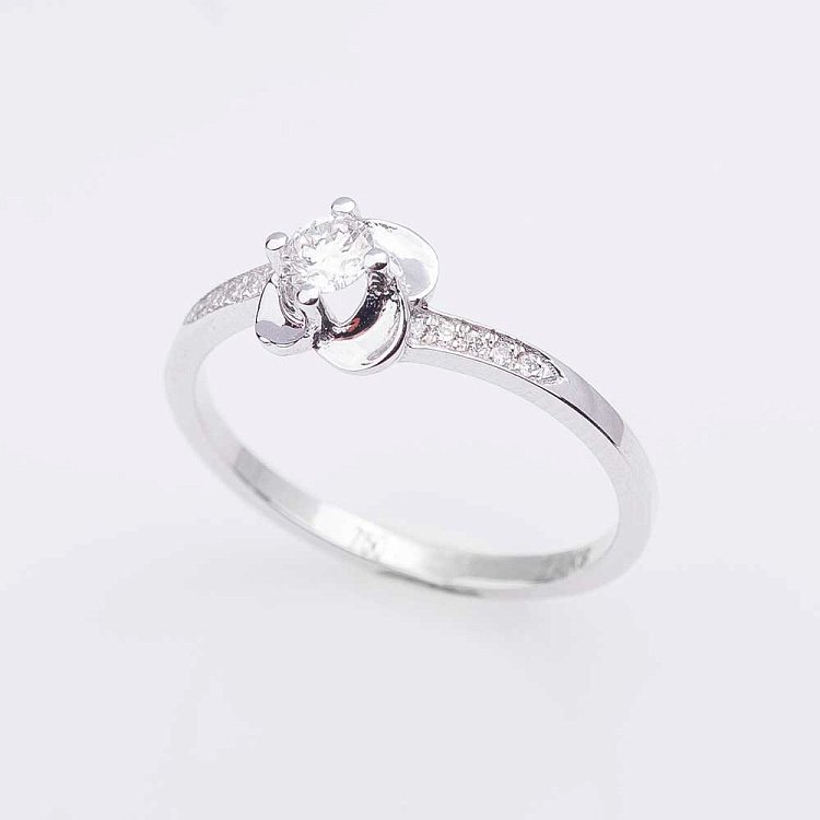 Помолвочное кольцо с бриллиантами к0015sh от ювелирного магазина Оникс