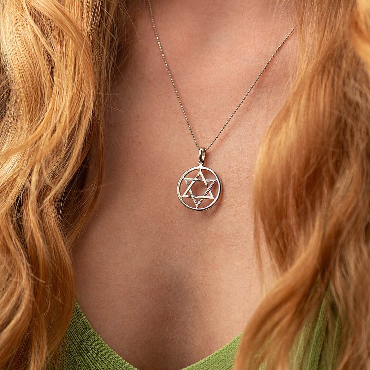 Кулон "Зірка Давида" у білому золоті п03880 від ювелірного магазину Онікс - 1