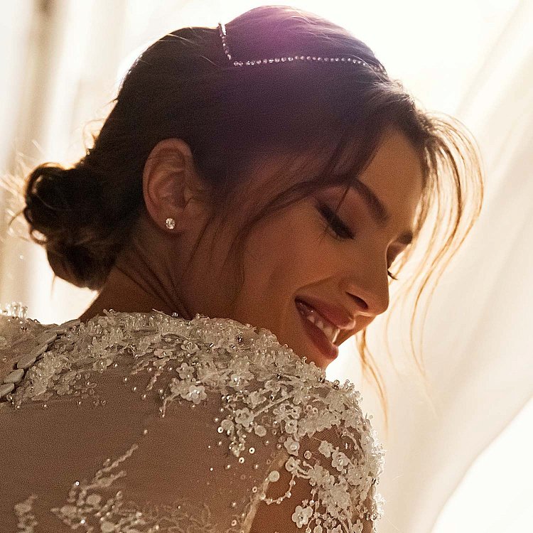 Золотые серьги-гвоздики с фианитами 8 мм с03535 от ювелирного магазина Оникс - 16