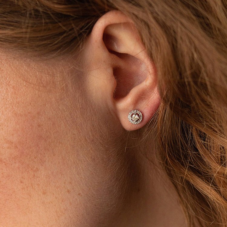 Золотые серьги - пусеты "Сердечки" с бриллиантами сб0049са от ювелирного магазина Оникс - 3