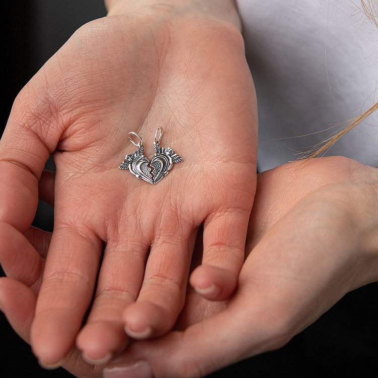 Підвіска "Дві половинки серця" (янголята) 13872 від ювелірного магазину Онікс - 4