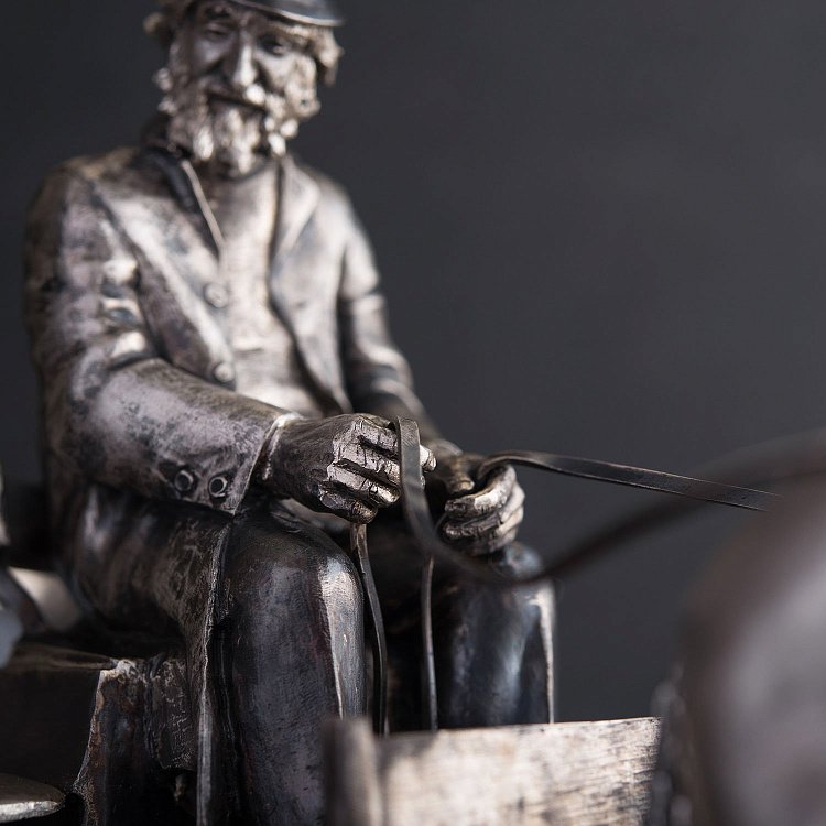 Срібна фігура ручної роботи извозчик від ювелірного магазину Онікс - 6