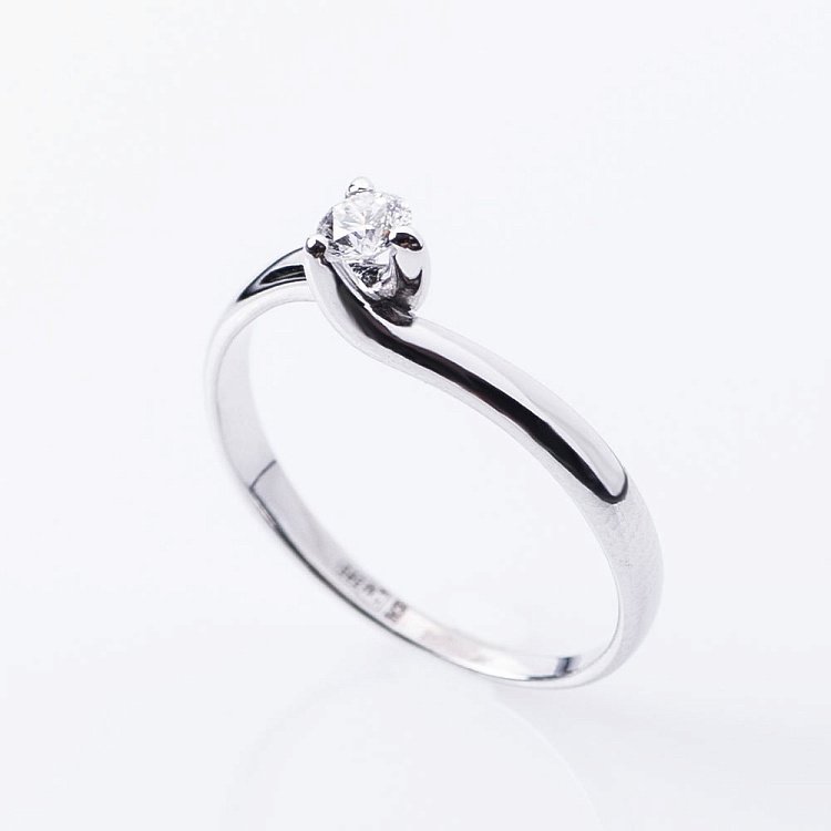 Золота заручальна каблучка з діамантом р0594б від ювелірного магазину Онікс - 1