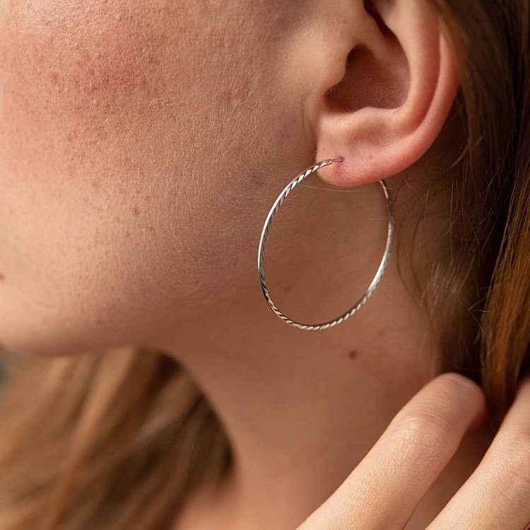 Серьги - кольца в белом золоте (3.8 см) с07796 от ювелирного магазина Оникс - 2