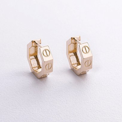 Серьги - кольца "Love" в желтом золоте с06803