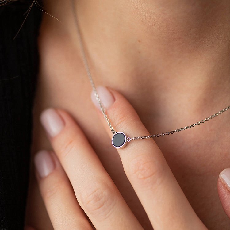 Срібне кольє "Круг" (емаль) 077240 від ювелірного магазину Онікс - 3