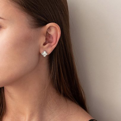 Срібні сережки "Конюшина" з перламутром 122002 №5