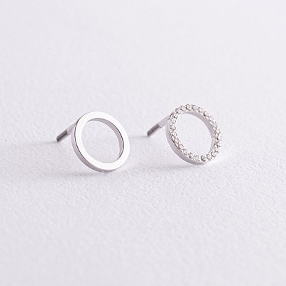 Золоті сережки - пусети "Кругообіг" з діамантами 317121121