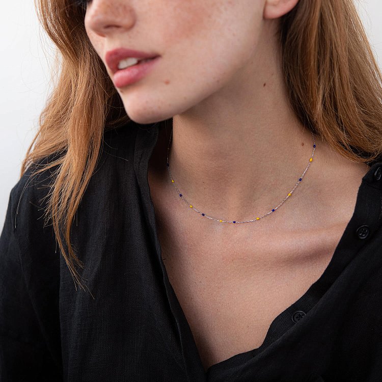 Кольє в білому золоті (синя та жовта емаль) кол02247 від ювелірного магазину Онікс - 13