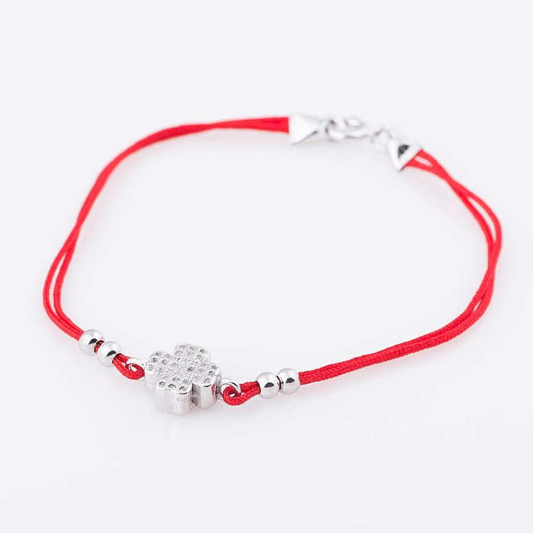 Браслет з червоною ниткою "Конюшина" і фіанітами 141155 від ювелірного магазину Онікс