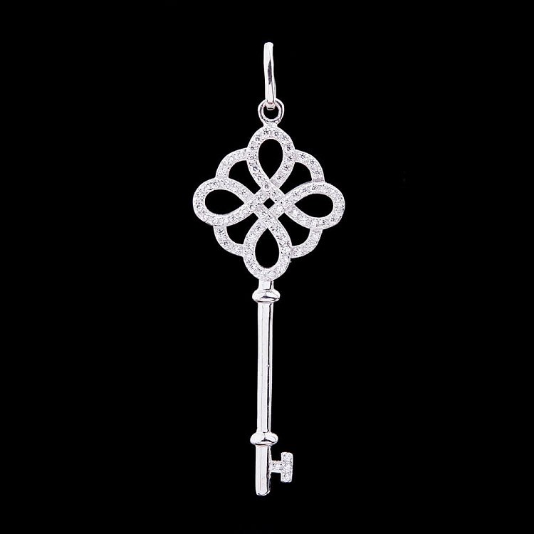 Срібна підвіска "Ключик" з фіанітами 132230 від ювелірного магазину Онікс