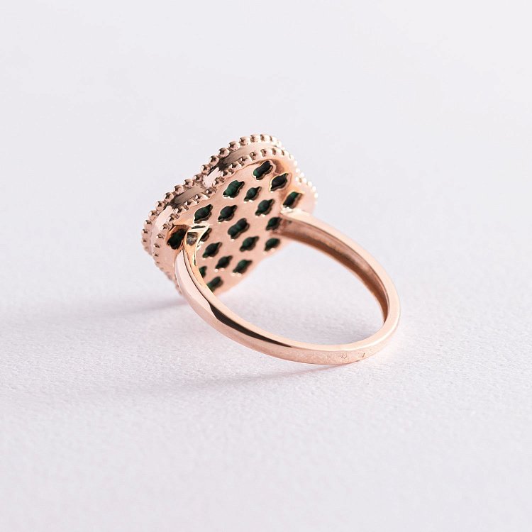 Золотое кольцо "Клевер" с малахитом к06881 от ювелирного магазина Оникс - 2