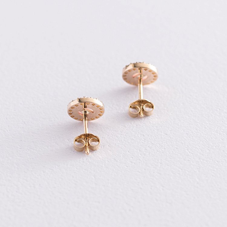 Золотые серьги-пусеты "Сияние" (синт. опал, фианиты) 8 мм с07439 от ювелирного магазина Оникс - 3