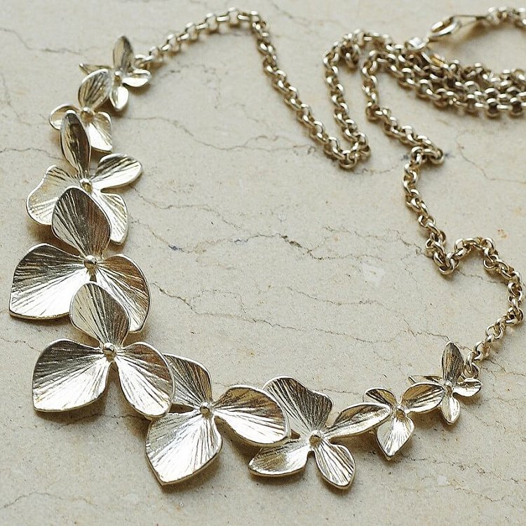 Серебряное колье "Цветочки" 18011 от ювелирного магазина Оникс - 4