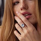 Серебряное кольцо с голубым топазом и фианитами GS-01-134-3910 от ювелирного магазина Оникс - 6
