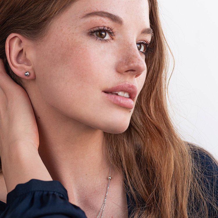 Сережки - пусети "Кульки" в білому золоті (6 мм) с07490 від ювелірного магазину Онікс - 2