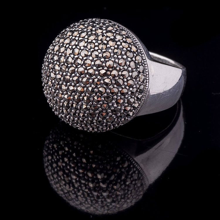 Срібний перстень з фіанітами 11439 від ювелірного магазину Онікс - 4