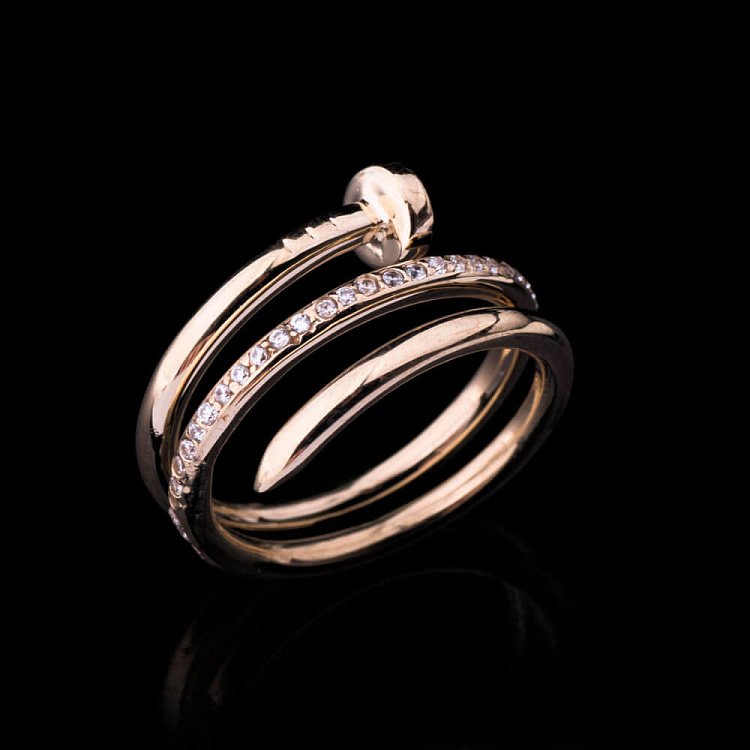 Золота каблучка "Цвях" з фіанітами к03741 від ювелірного магазину Онікс - 1