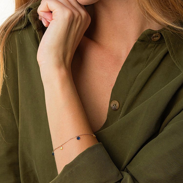 Золотий браслет "Українка" (сині та жовті фіаніти) б05144 від ювелірного магазину Онікс - 3