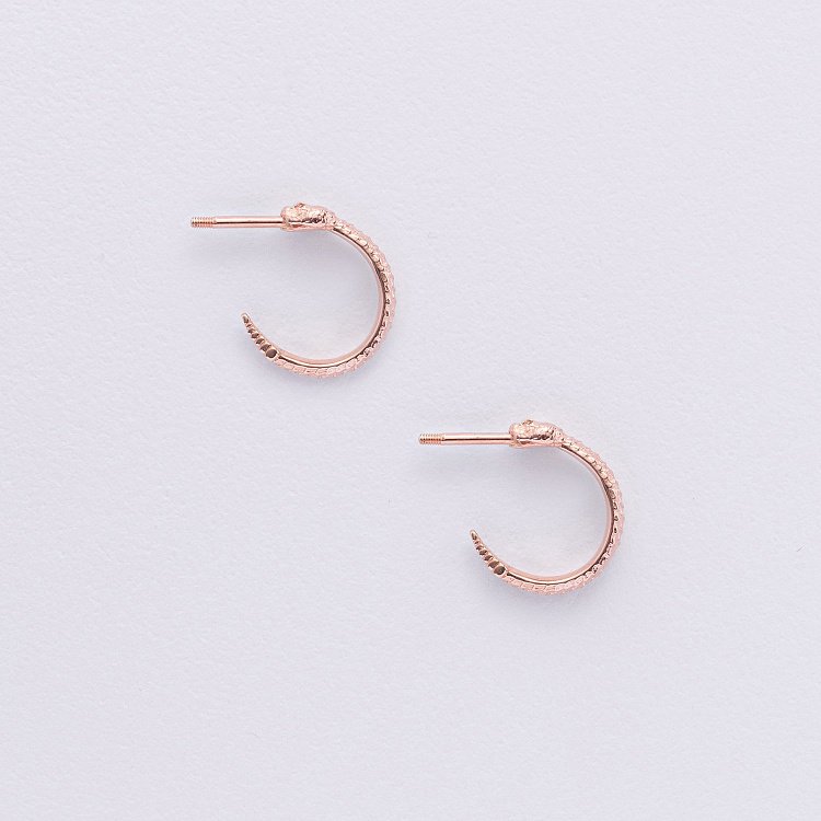 Золотые серьги - пусеты "Гремучие змеи" с09004 от ювелирного магазина Оникс