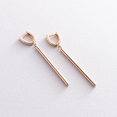 Серьги в красном золоте на английской застежке с07077