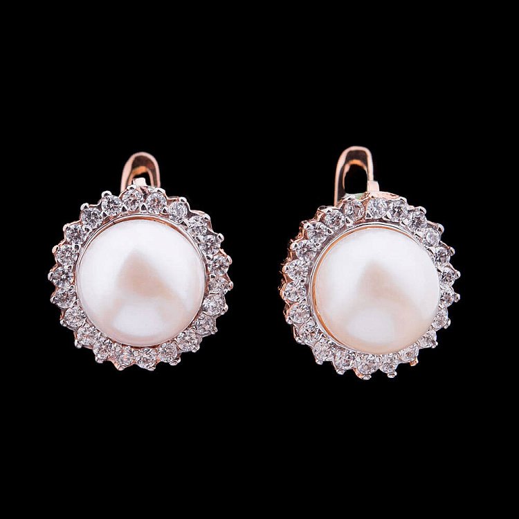 Золотые серьги с жемчугом и фианитами с02753 от ювелирного магазина Оникс