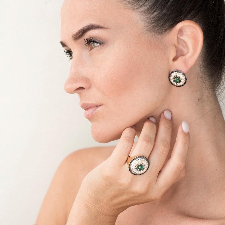 Золотое кольцо с фианитами и эмалью к04106 - 3 Золотое кольцо с фианитами и эмалью к04106 от ювелирного магазина Оникс - 3