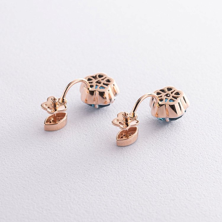 Золоті сережки-пусети "Квіточки" (Лондон топаз)  с1005k від ювелірного магазину Онікс - 3