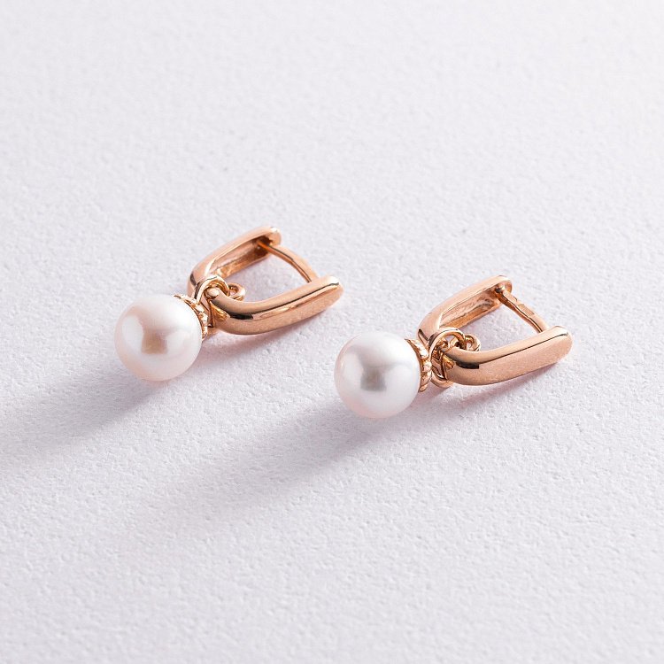 Золоті сережки з культивованими прісноводними перлами с02235 від ювелірного магазину Онікс