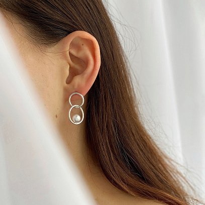 Серебряные серьги "Муза" (жемчуг) 122664