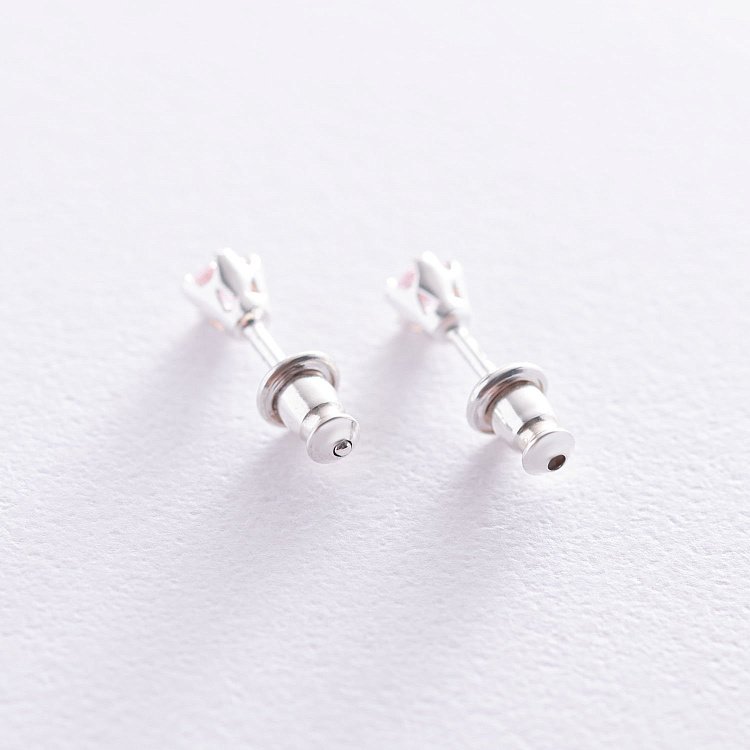 Серебряные серьги-гвоздики с фианитами 121890 от ювелирного магазина Оникс - 2