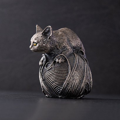 Серебряная фигура ручной работы "Кот и клубок ниток" 23091 №2