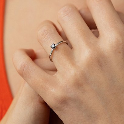 Помолвочное кольцо с черным бриллиантом (белое золото) 235991122 №2