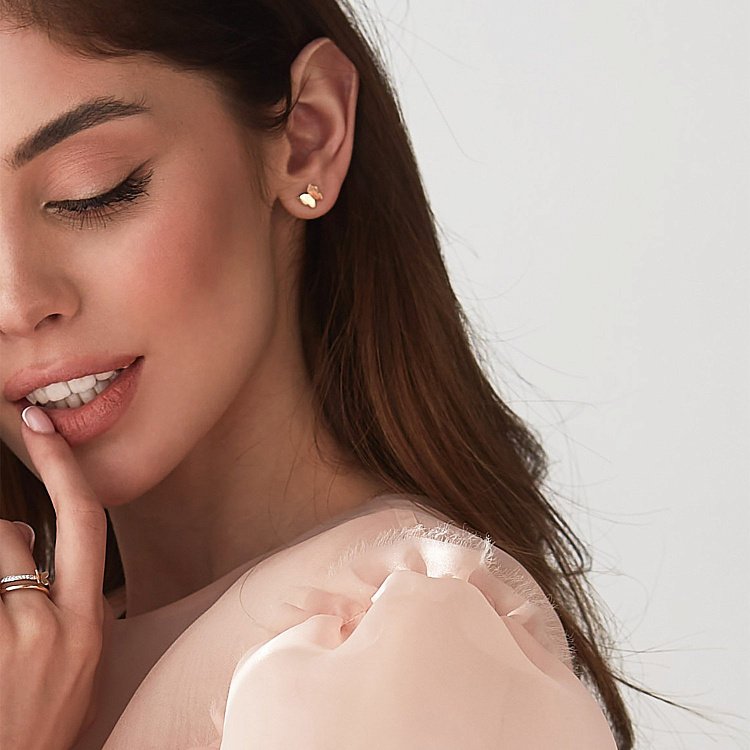 Золотое кольцо с бабочкой (фианиты) к05210 от ювелирного магазина Оникс - 4