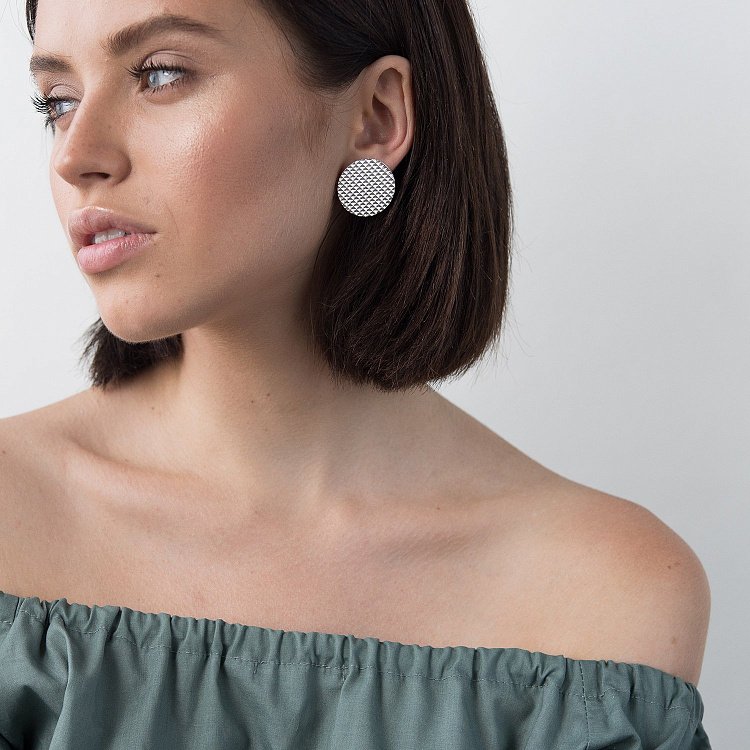 Серебряные серьги "Кометы структурные" 122492 от ювелирного магазина Оникс - 11