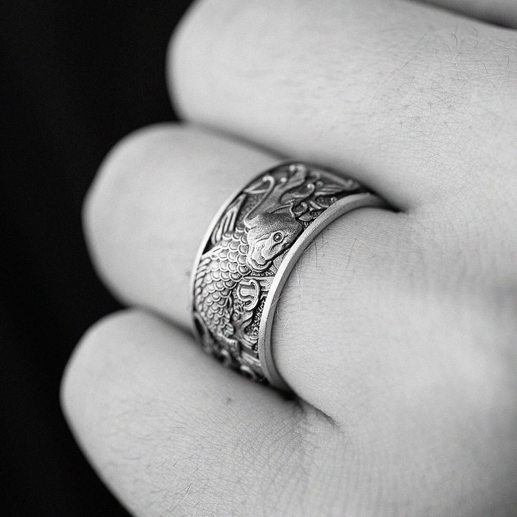 Срібна каблучка "Японські коропи Кої та хвилі" 7020 від ювелірного магазину Онікс - 5