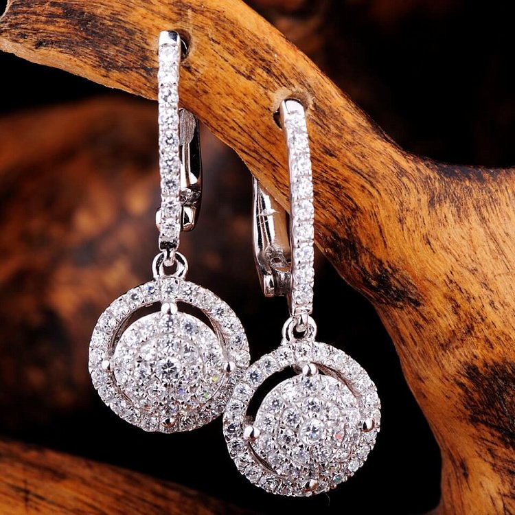 Срібні сережки з фіанітами (родій) 121322 від ювелірного магазину Онікс - 1