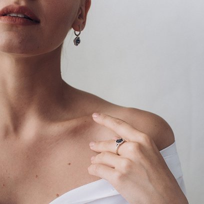 Золотое кольцо с сапфирами и бриллиантами R01555mi №4