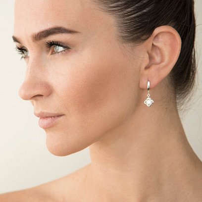 Серебряные серьги "Клевер" с фианитами 122057 №4